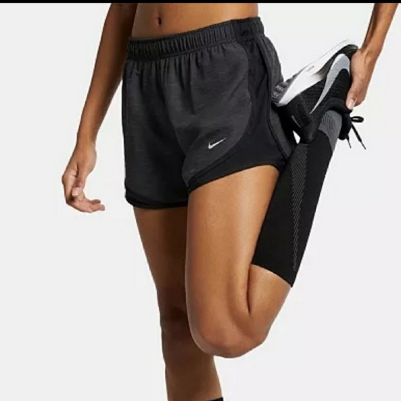 Nike Dri-fit shorts - Picture 2 of 5